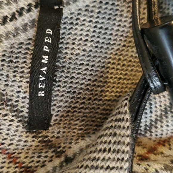 Revamped Poncho - Picture 3 of 5